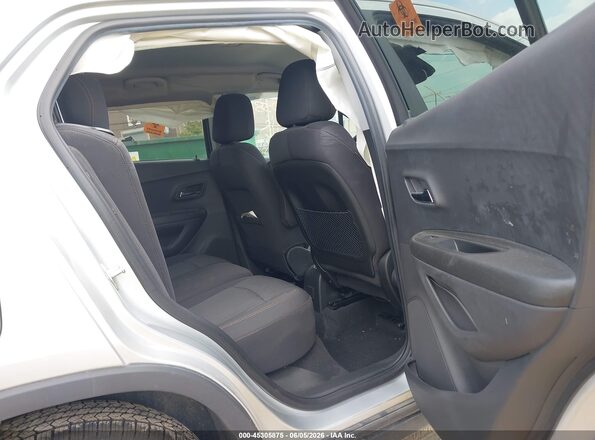 3GNCJLSB7KL343086 2019 CHEVROLET TRAX Silver VIN sticker view