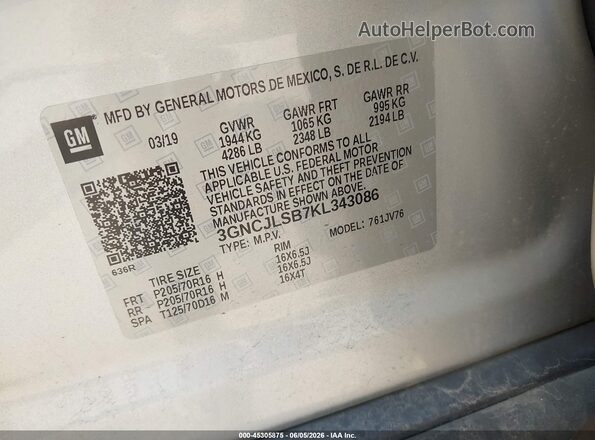 3GNCJLSB7KL343086 2019 CHEVROLET TRAX Silver Engine compartment view