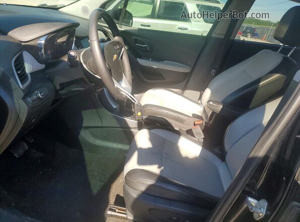 3GNCJLSB8JL265089 2018 CHEVROLET TRAX Black 