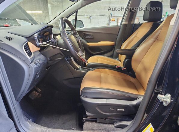 3GNCJLSB8KL229470 2019 CHEVROLET TRAX Black 