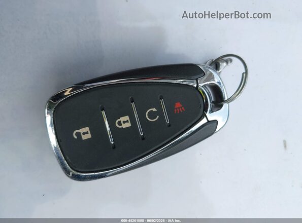 3GNCJLSB8LL182037 2020 CHEVROLET TRAX Silver წინა პანელის ხედი