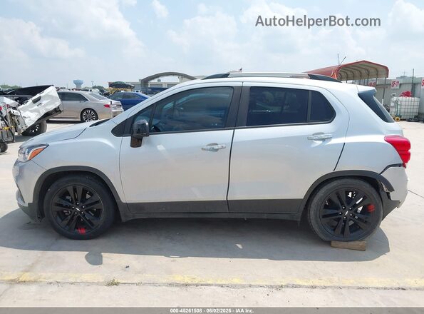 3GNCJLSB8LL182037 2020 CHEVROLET TRAX Silver 