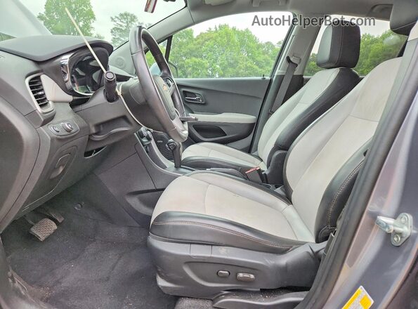 3GNCJLSB8LL322863 2020 CHEVROLET TRAX Gray წინა სალონის ხედი