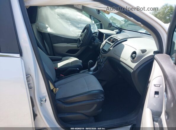 3GNCJLSB9GL272478 2016 CHEVROLET TRAX White Սալոնի դիմացի տեսք
