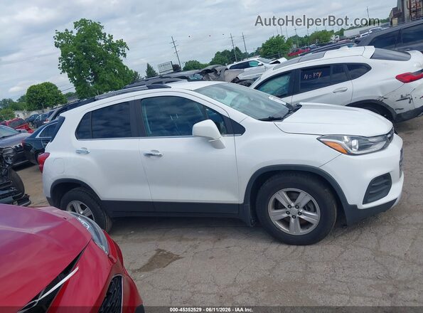 3GNCJLSB9KL267368 2019 CHEVROLET TRAX White Widok wnętrza z tyłu