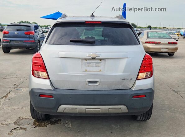 3GNCJLSBXGL253633 2016 CHEVROLET TRAX Silver 