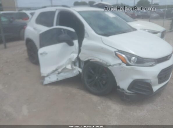 3GNCJLSBXKL161575 2019 CHEVROLET TRAX White Դիմացի տեսք
