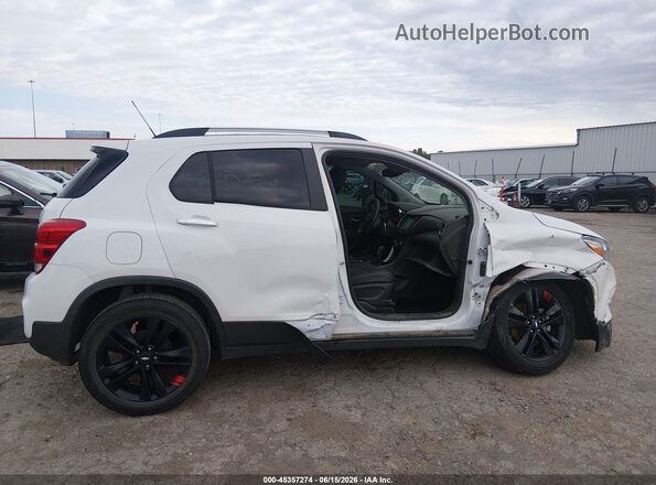 3GNCJLSBXKL161575 2019 CHEVROLET TRAX White Սալոնի հետևի տեսք