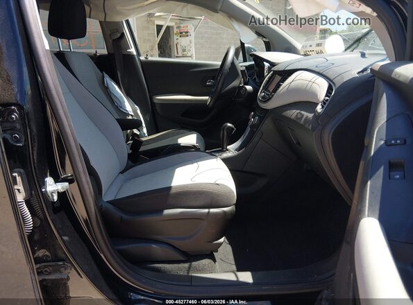 3GNCJNSB7LL319075 2020 CHEVROLET TRAX Черный Вид салона спереди
