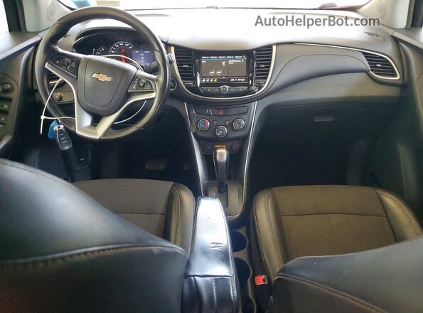 3GNCJPSB0KL349335 2019 CHEVROLET TRAX Silver 