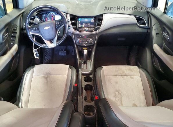 3GNCJPSB0LL114662 2020 CHEVROLET TRAX Серый Вид панели приборов