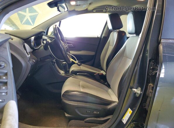 3GNCJPSB0LL114662 2020 CHEVROLET TRAX Серый Вид салона спереди