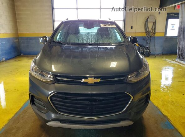 3GNCJPSB0LL114662 2020 CHEVROLET TRAX Серый Вид спереди