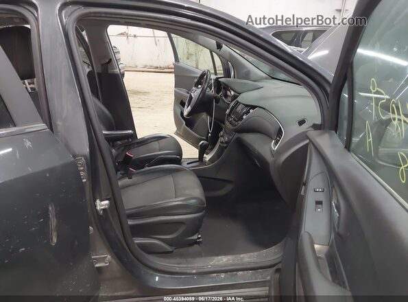 3GNCJPSB2JL288505 2018 CHEVROLET TRAX Gray წინა სალონის ხედი