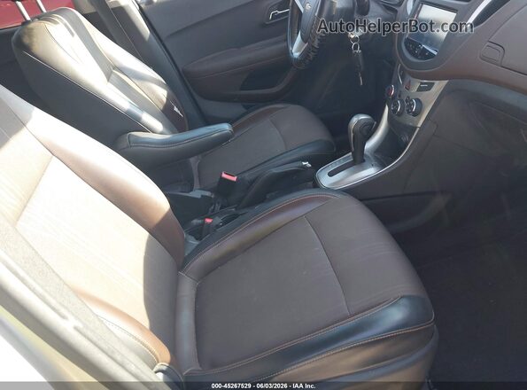 3GNCJPSB4GL276235 2016 CHEVROLET TRAX Cream 