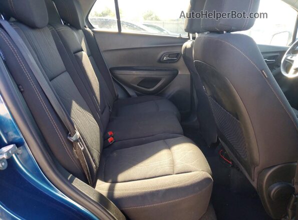 3GNCJPSB8KL270219 2019 CHEVROLET TRAX Blue Rear interior view