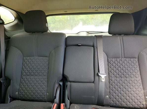 3GNKBBRA4KS613204 2019 CHEVROLET BLAZER Black Rear seats view
