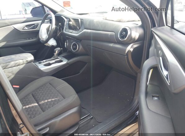 3GNKBBRAXMS561693 2021 CHEVROLET BLAZER Black Front interior view