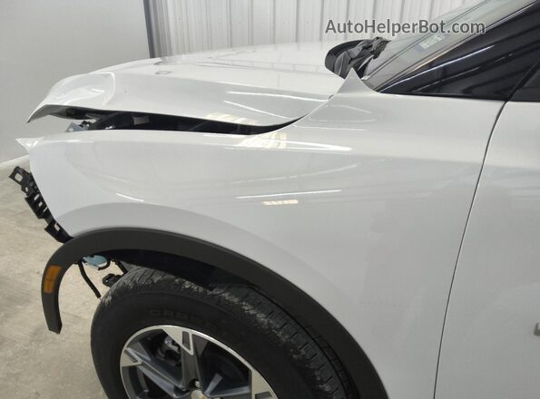 3GNKBCR40TS161401 2026 CHEVROLET BLAZER White 