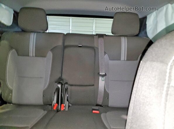 3GNKBCR42SS107760 2025 CHEVROLET BLAZER Red Rear seats view