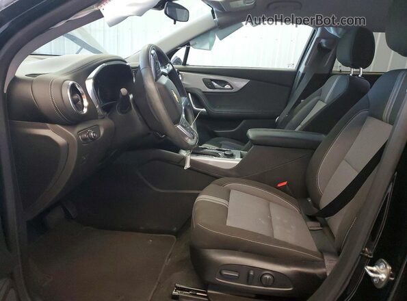 3GNKBCR42TS143210 2026 CHEVROLET BLAZER Black Front interior view