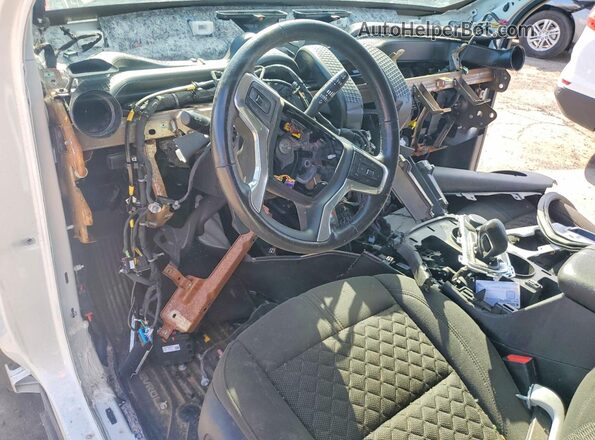 3GNKBCR47LS707790 2020 CHEVROLET BLAZER White Dashboard view