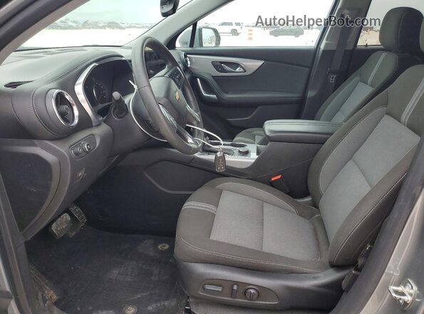3GNKBCR4XPS137824 2023 CHEVROLET BLAZER Silver Vista interior delantera