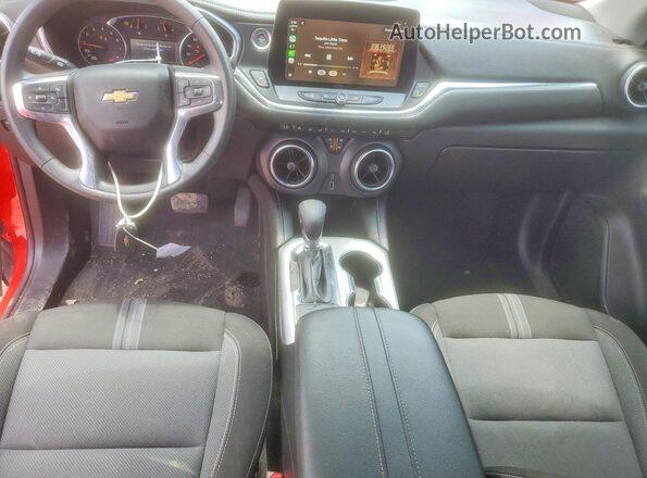 3GNKBCR4XPS229550 2023 CHEVROLET BLAZER Red Widok deski rozdzielczej