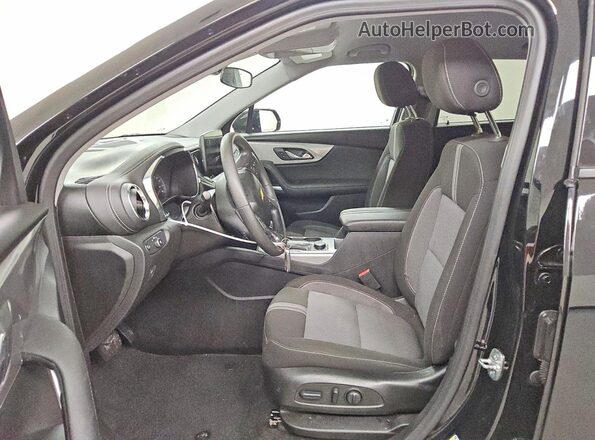 3GNKBCR4XSS259270 2025 CHEVROLET BLAZER Black Front interior view