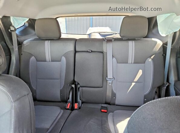 3GNKBCR4XTS141253 2026 CHEVROLET BLAZER White Widok tylnych siedzeń