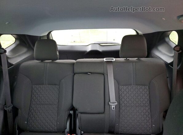 3GNKBCRS8MS556166 2021 CHEVROLET BLAZER Silver Vista de los asientos traseros