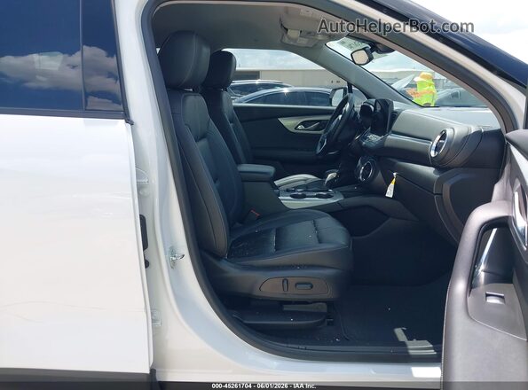 3GNKBDR49PS193811 2023 CHEVROLET BLAZER White Vista interior delantera
