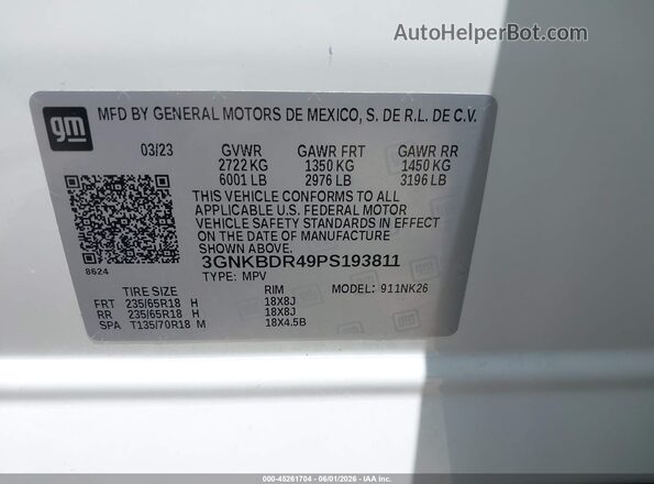 3GNKBDR49PS193811 2023 CHEVROLET BLAZER White Vista del compartimento del motor