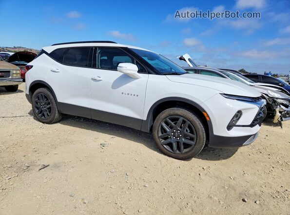 3GNKBDR49RS198624 2024 CHEVROLET BLAZER White Delantero derecho