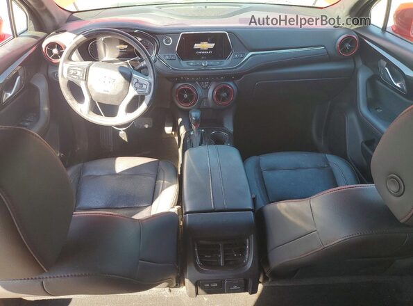 3GNKBERS0LS575885 2020 CHEVROLET BLAZER Red Widok deski rozdzielczej