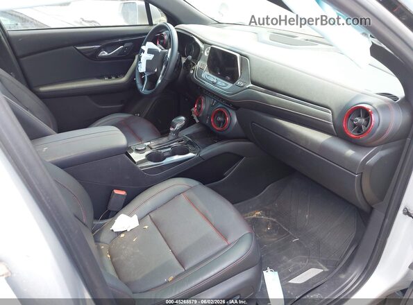 3GNKBERS6KS686570 2019 CHEVROLET BLAZER Silver Vista interior delantera