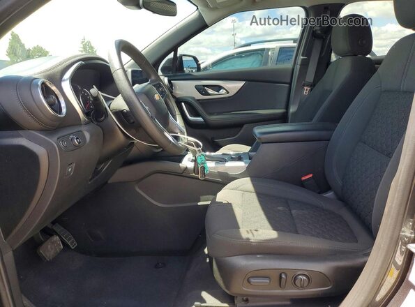 3GNKBHR44MS585520 2021 CHEVROLET BLAZER Gray Вид салону спереду