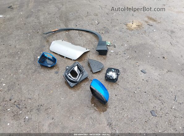 3GNKBHR45SS180974 2025 CHEVROLET BLAZER Blue Առջևի վահանակի տեսք