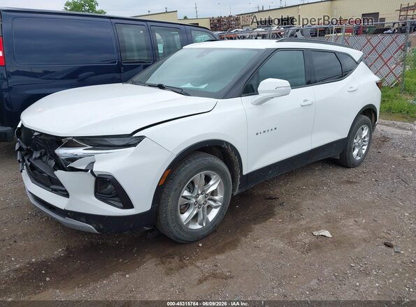 3GNKBHR47MS548736 2021 CHEVROLET BLAZER White წინა მარცხენა ხედი სამი მეოთხედიდან