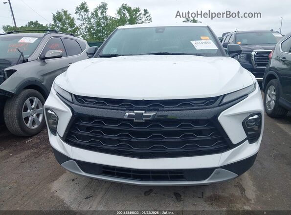3GNKBHR48RS266421 2024 CHEVROLET BLAZER White Widok zestawu wskaźników