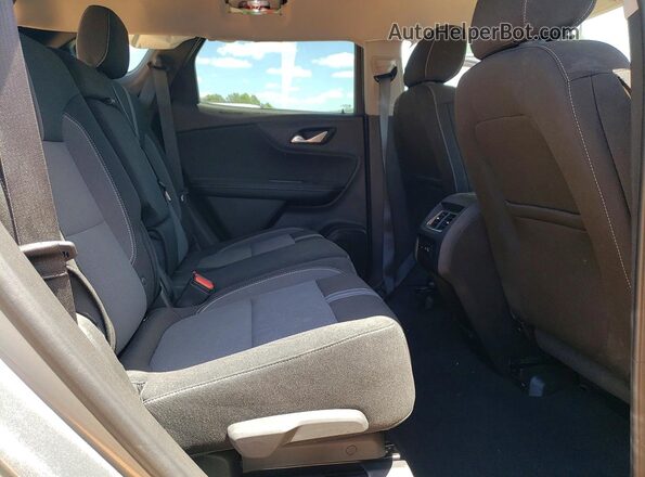 3GNKBHR49TS144416 2026 CHEVROLET BLAZER Silver Вид задньої частини салону