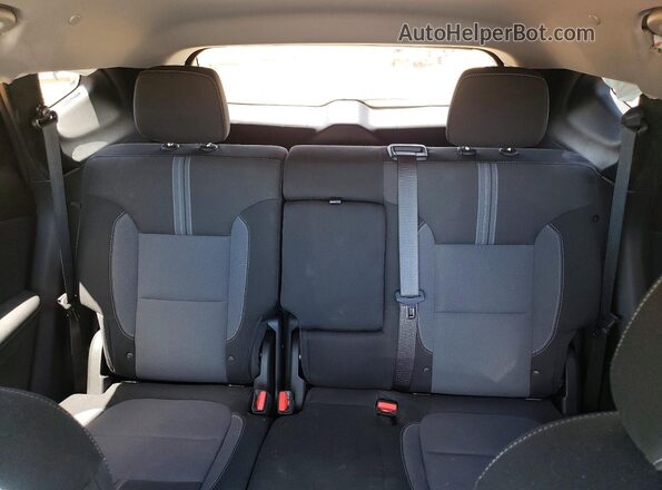 3GNKBHR49TS144416 2026 CHEVROLET BLAZER Silver Вид задніх сидінь