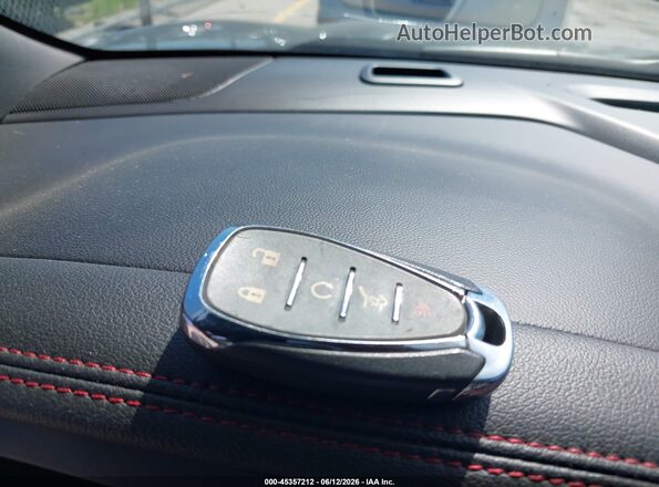 3GNKBJRS6KS685539 2019 CHEVROLET BLAZER Черный Вид панели приборов