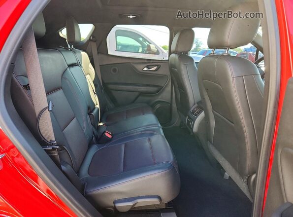 3GNKBKRS4LS576665 2020 CHEVROLET BLAZER Red Vista de los asientos traseros