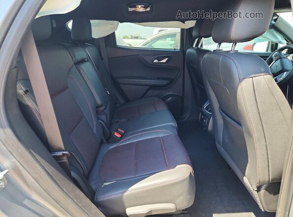 3GNKBKRS4RS150581 2024 CHEVROLET BLAZER Gray უკანა სალონის ხედი