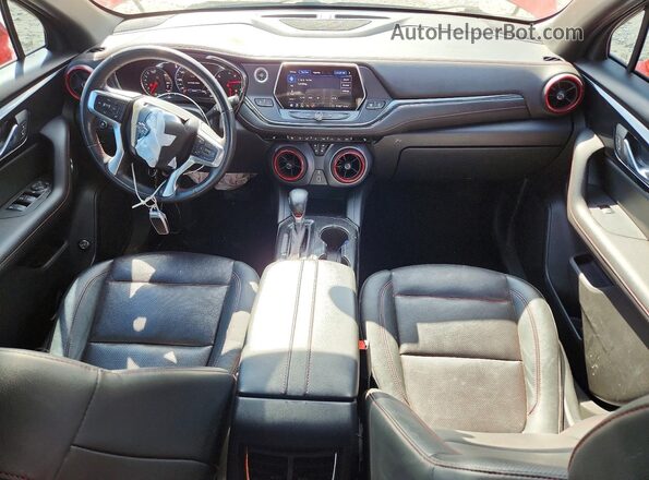 3GNKBKRS6LS624926 2020 CHEVROLET BLAZER Red Widok deski rozdzielczej