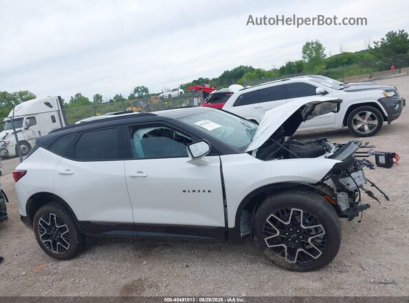 3GNKBKRS6PS188360 2023 CHEVROLET BLAZER Белый Вид задней части салона