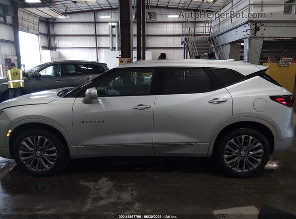 3GNKBKRS8KS682082 2019 CHEVROLET BLAZER Серебряный 