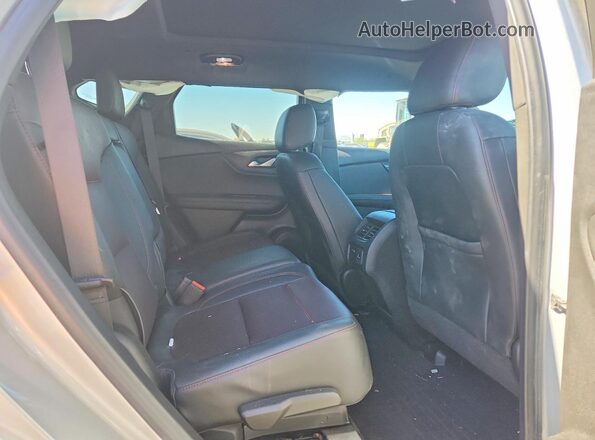 3GNKBKRS8LS574160 2020 CHEVROLET BLAZER Silver 