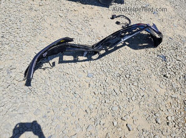 3GNKDERL9SS246636 2025 CHEVROLET BLAZER Silver VIN կոդի պիտակի տեսք